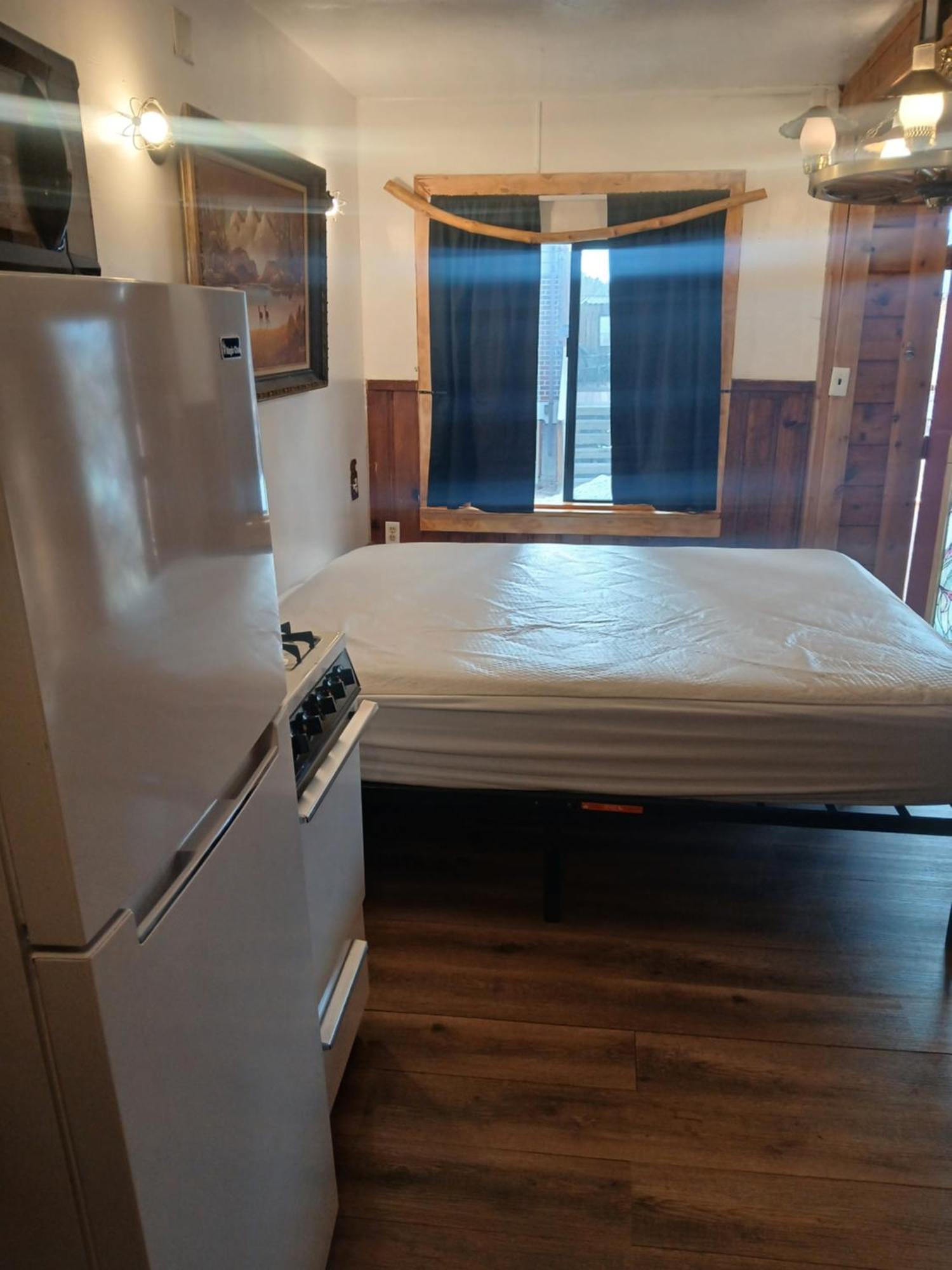 Boulder Bay Cottages 빅 베어 레이크 외부 사진